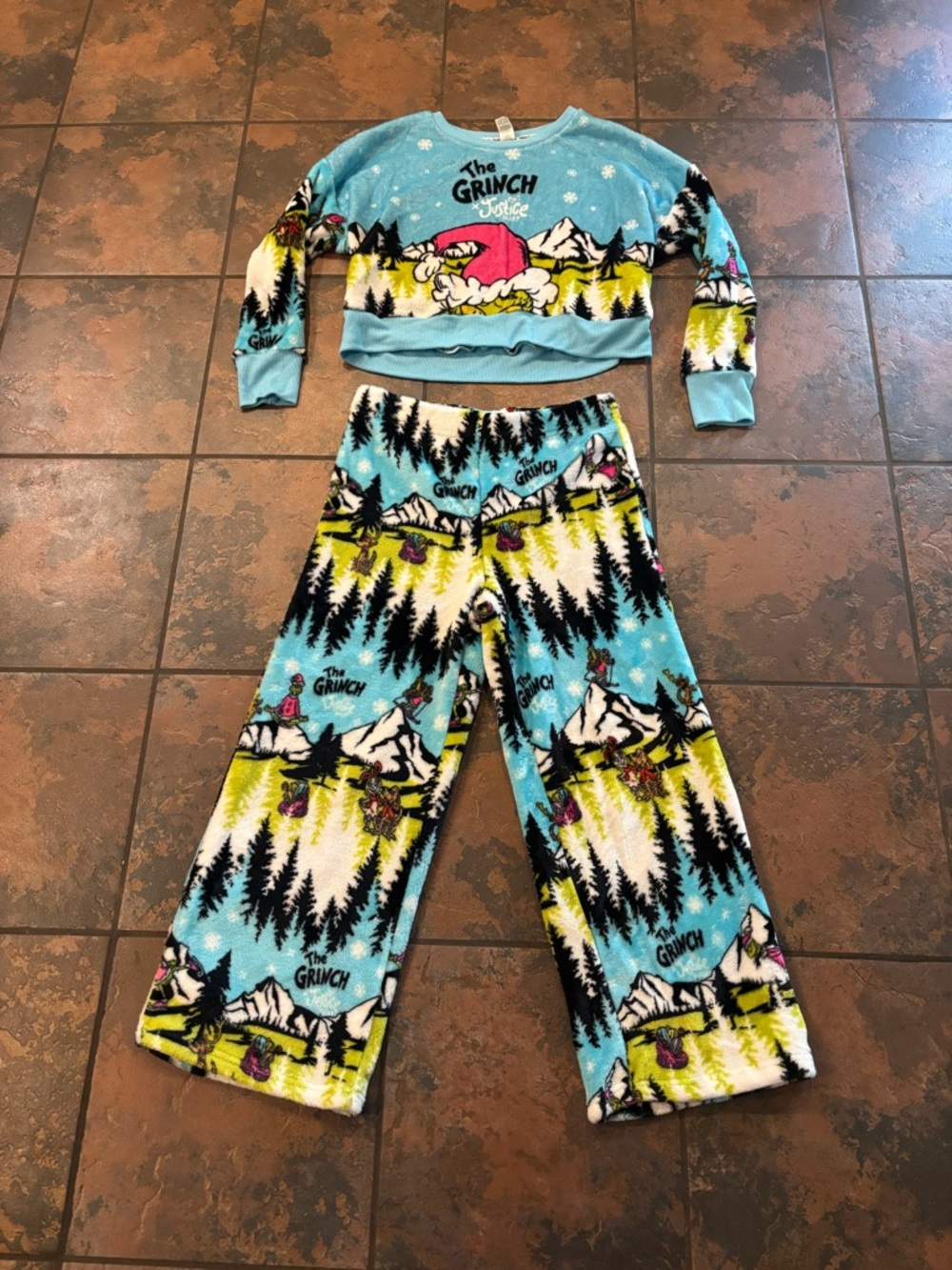 Justice The Grinch Blue & Black Fleece Pajama Set